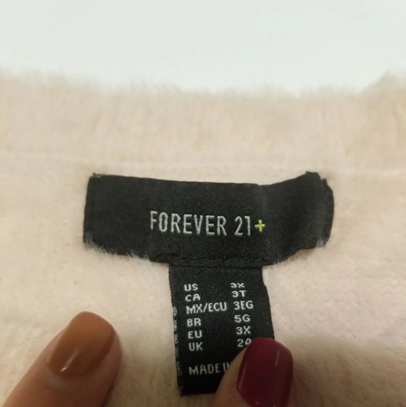 Forever 21 Plus Soft Crop Top - Picture 4 of 4